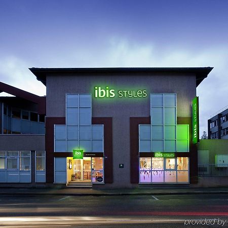 Отель Ibis Styles Bourg En Bresse Экстерьер фото